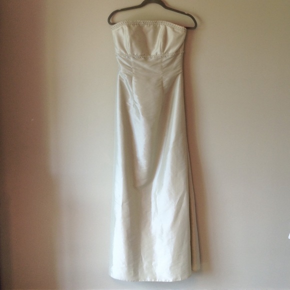 strapless homecoming/prom dress ✨beaded bust detail✨size 10 - Picture 3 of 9